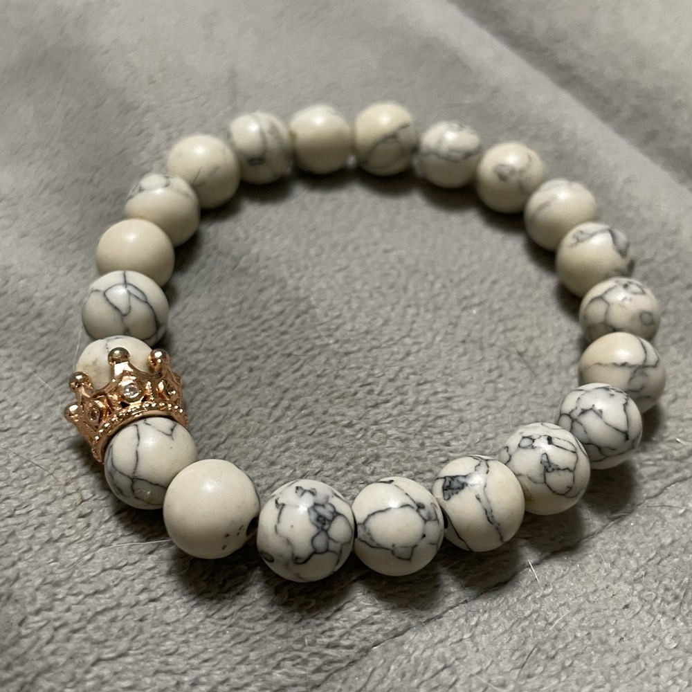 Handmade Onyx Bracelet from Etsy. White and Grey Gemstone